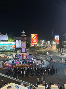 Ratusan Mahasiswa PMII Bandar Lampung Gelar Aksi 1.000 Lilin untuk Dua Kader Kopri