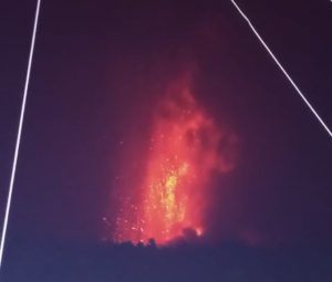Anak Krakatau Erupsi Lagi! Abu Vulkanik Menyebar, Warga Diminta Waspada